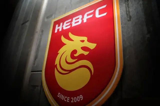 缘由很简单：抛开漂渺的实际根本，即便在其本身设定框架内，TDKR也完全没有到达应有的履行力度，空头的煽惑即是没煽惑。